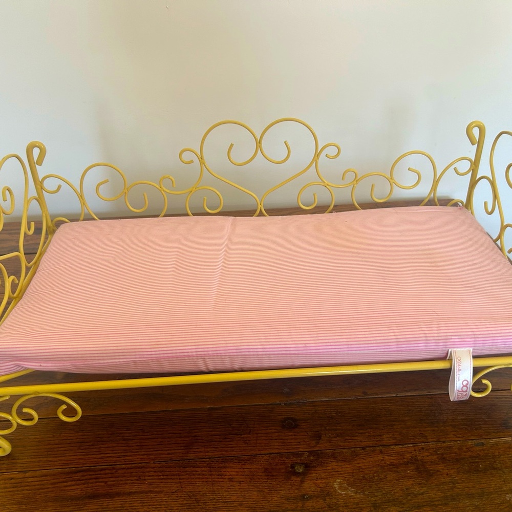 OG 18 inch doll bed
